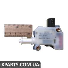 Привід замка дверей VAG 3B0959781D