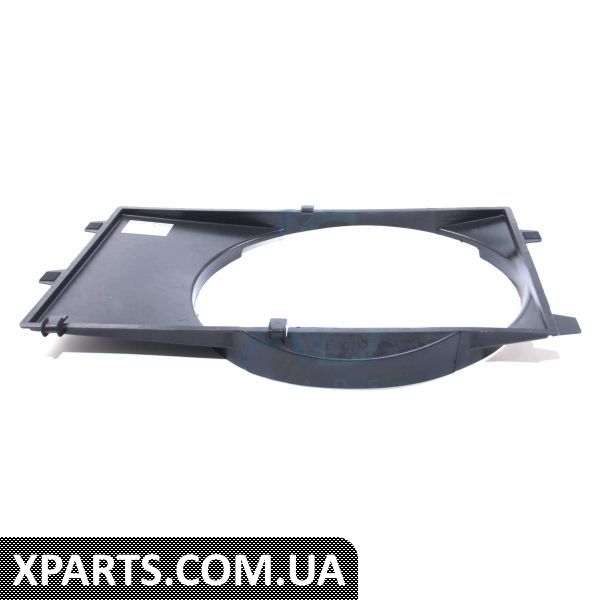 1005017 AUTOTECHTEILE Дифузор радіатора MB Sprinter TDI OM602 96-00