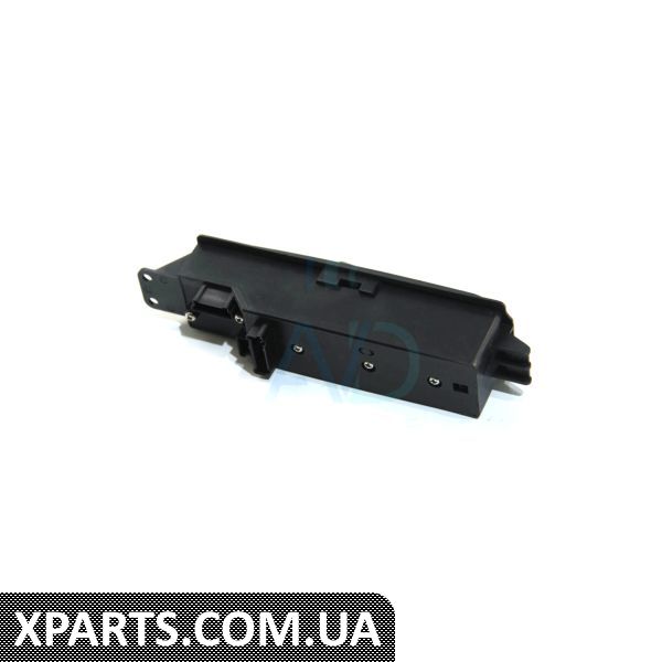 1005496 AUTOTECHTEILE Кнопка склопідйомника (R) MB Sprinter/VW Crafter 06-