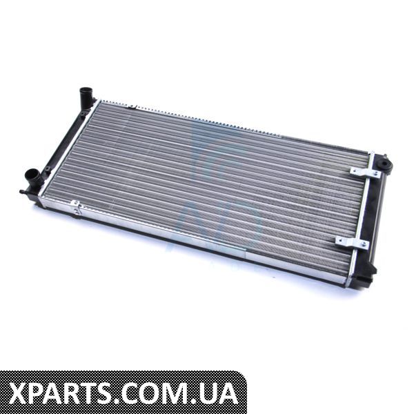 1114205900 JPGROUP Радіатор охолодження Golf/Jetta -91 1.6-1.8 (675x320x32)