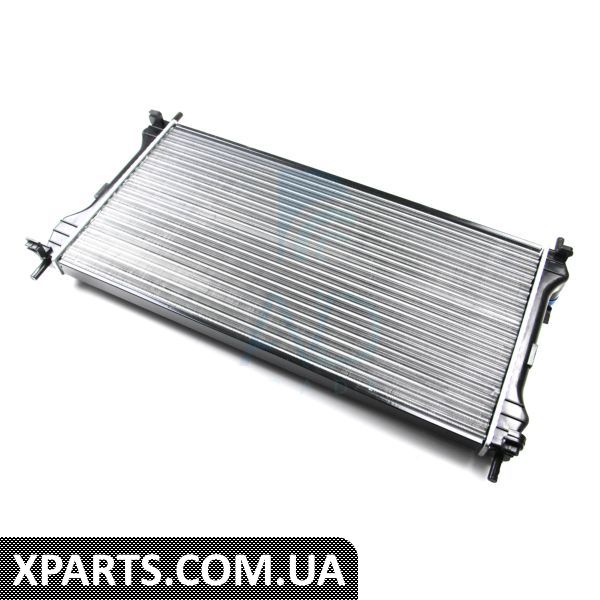 32323 ASAM Радіатор охолодження двигуна Transit (V184) 2.0DI (-AC)