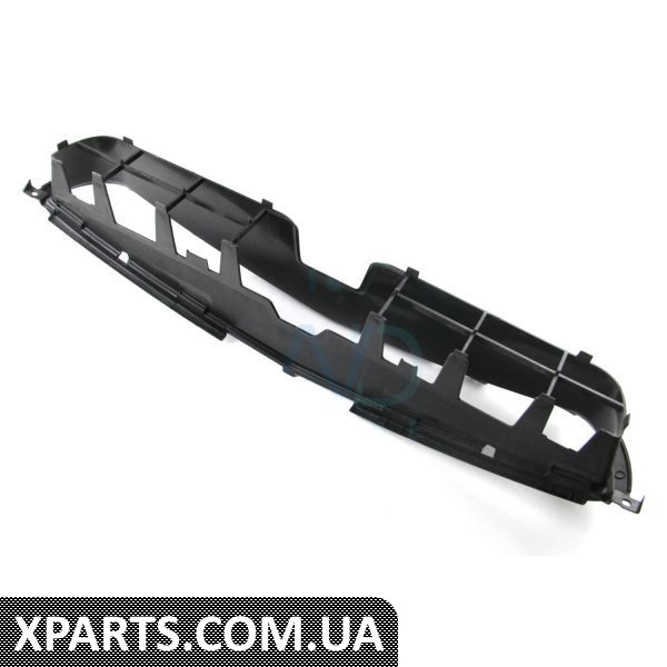 4805995 TYG Решітка в бампер MITS. LANCER 04-07 середня