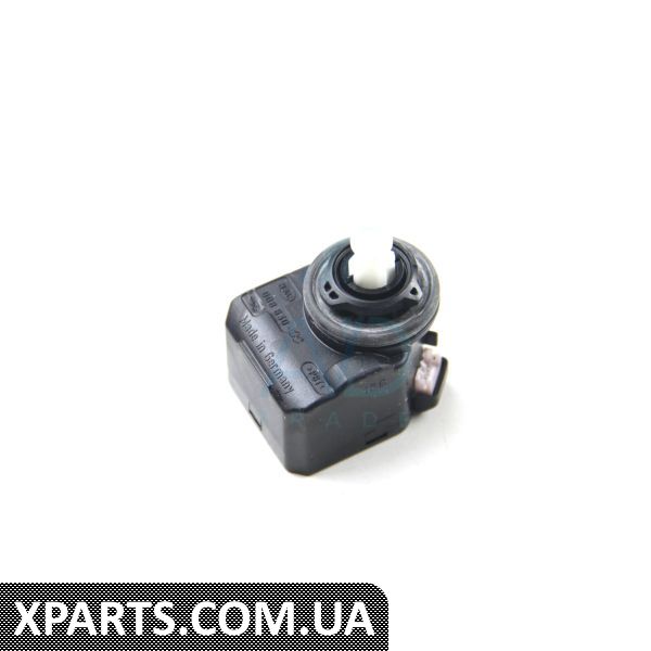 6NM008830601 HELLA Коректор фари A3/A6/ASTRA/SPRINTER 01-