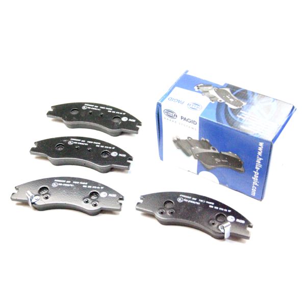 8DB355012041 HELLAPAGID Колодки гальмівні передні Kia Cerato 04- (mando)