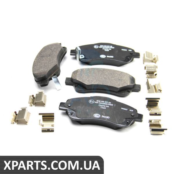 8DB355017321 HELLAPAGID Гальмівні колодки передні Toyota Avensis 00-08 (bosch)