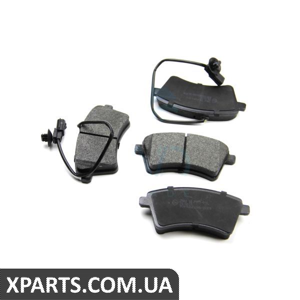 BP3562 BREMSI Гальмівні колодки перед. Kangoo 08- (R15/R16) (з датчиком)