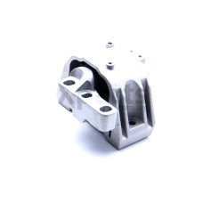 Подушка двигуна права Octavia/Golf 96-10 BSG BSG90700007