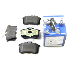 Комплект тормозных колодок, дисковый тормоз  HELLAPAGID 8DB355017711