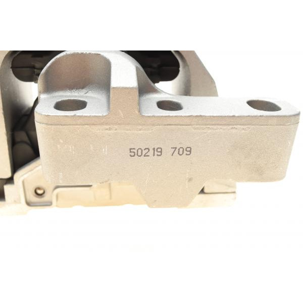 50219 AIC Подушка двигуна (R) VW Golf IV/Audi A6 1.6-2.0/1.9TDI 94-09