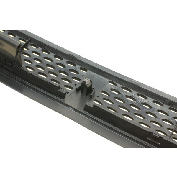 1008303 AUTOTECHTEILE Ґрати капота MB Sprinter CDI 03- (8303)