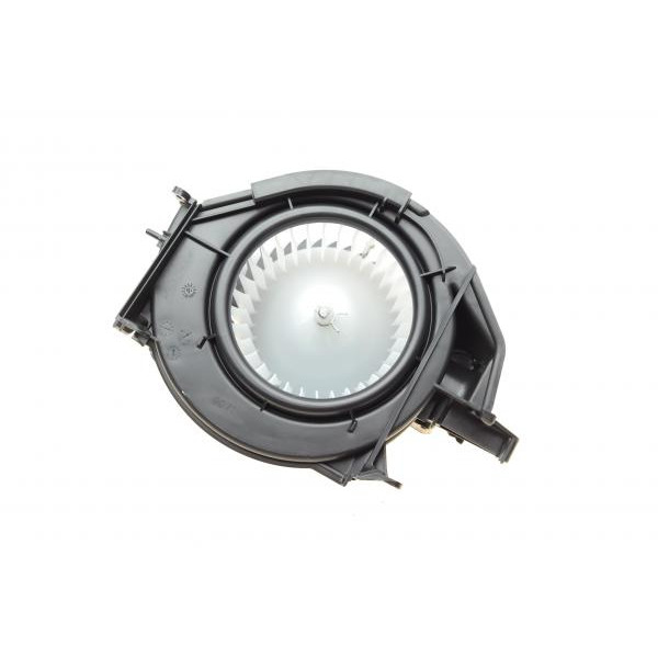 3815001 AUTOTECHTEILE Моторчик пічки Audi A6 04-11