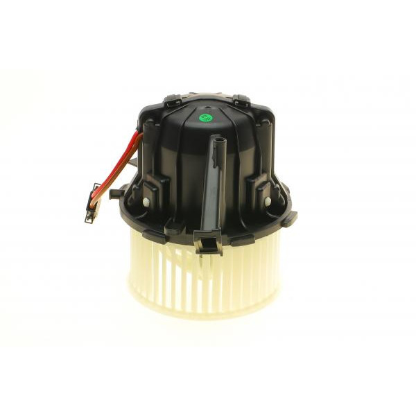 3819017 AUTOTECHTEILE Моторчик пічки Audi A4 07-16/A5 07-17/Q5 08-17 (+AC)
