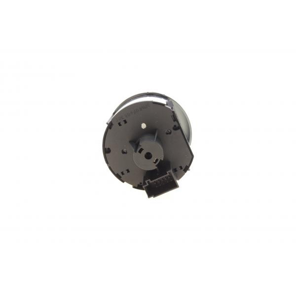 3941030 AUTOTECHTEILE Перемикач світла фар VW Caddy III/Golf V/Jetta III/Passat/Touran 03-15