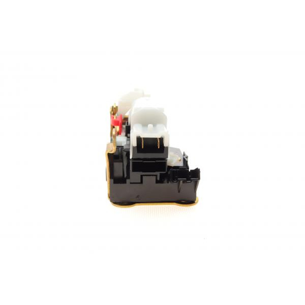 5051553 AUTOTECHTEILE Замок дверей (задня/L) Renault Duster 10-