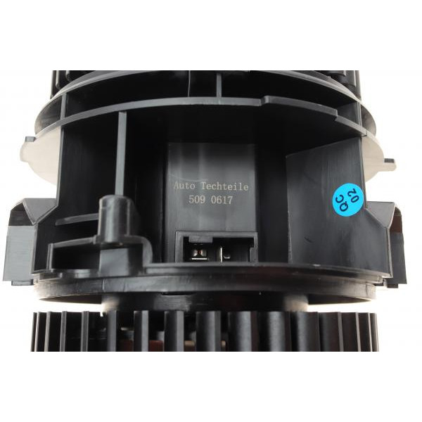 5090617 AUTOTECHTEILE Моторчик пічки Renault Fluence 10-