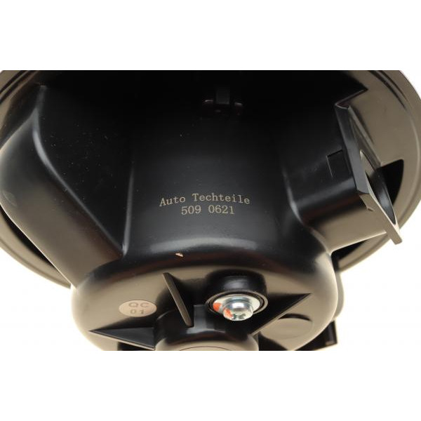 5090621 AUTOTECHTEILE Моторчик пічки Citroen C3/Peugeot 308 07-