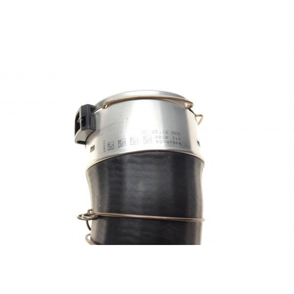 7001149 AUTOTECHTEILE Патрубок интеркулера BMW 3 (E90) 04-11 M47/N47 (L)