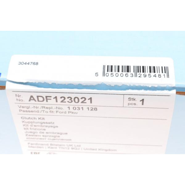 ADF123021 BLUE PRINT Комплект зчеплення Ford Mondeo 1.6/1.8i 96-00 (d=220mm)