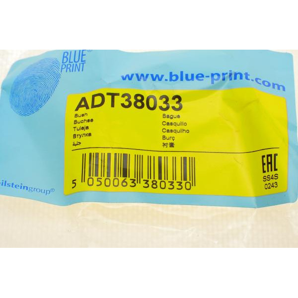 ADT38033 BLUE PRINT Втулка стабілізатора (переднього) Toyota Avensis 97-03 (d=24mm)