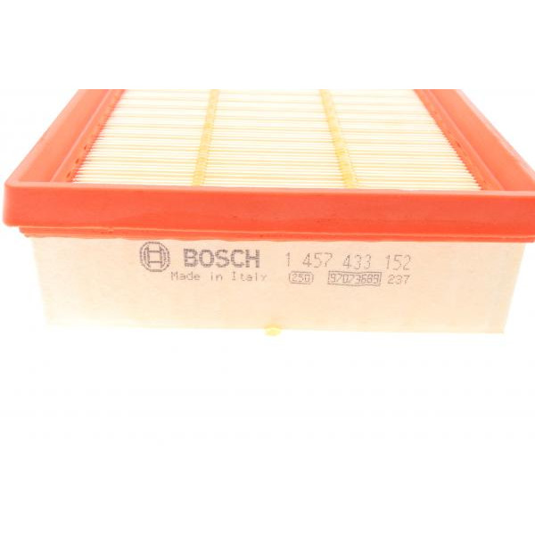 1457433152 BOSCH Фільтр повітряний Fiat Bravo II 07-08/Stilo 1.9 JTD 01-08
