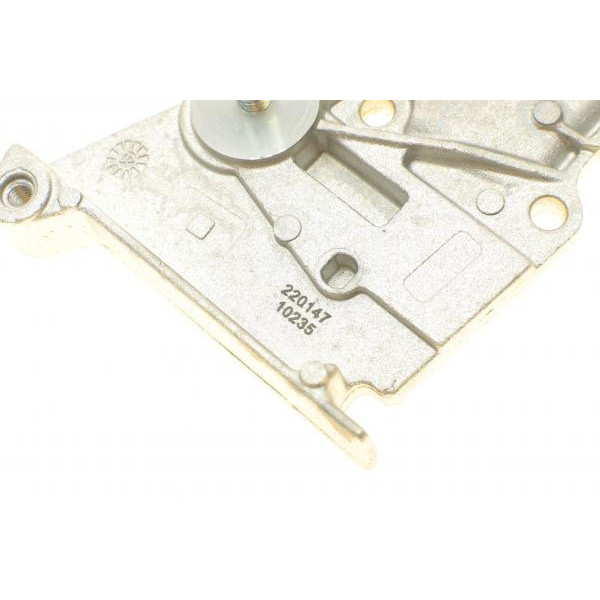 PA10235 BUGATTI Насос води Renault Clio/Megane/Scenic/Kangoo/Laguna 1.4/1.6i 01-/Nissan Kubistar 03-09 (R/B)(8 лоп)