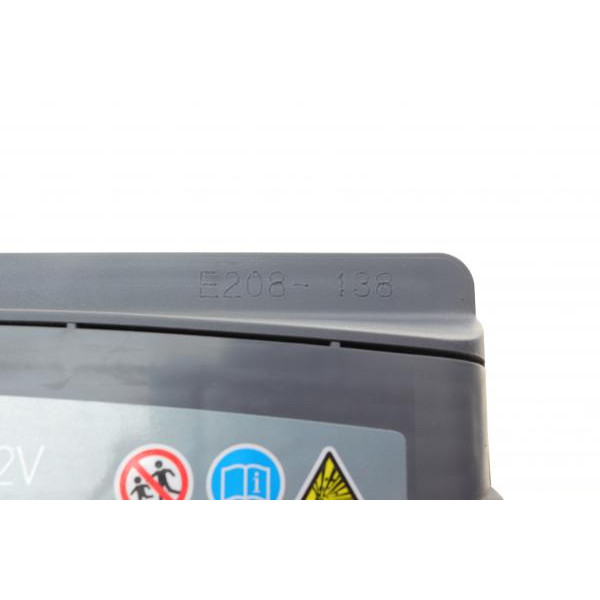 EA770 EXIDE Акумуляторна батарея 77Ah/760A (278x175x190/+R/B13) Premium