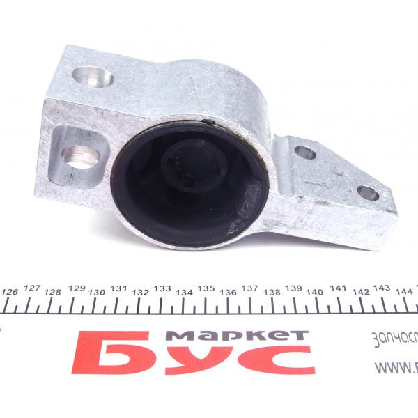 32541 FEBI BILSTEIN Сайлентблок важеля (переднього/ззаду) VW Caddy 03- (R)