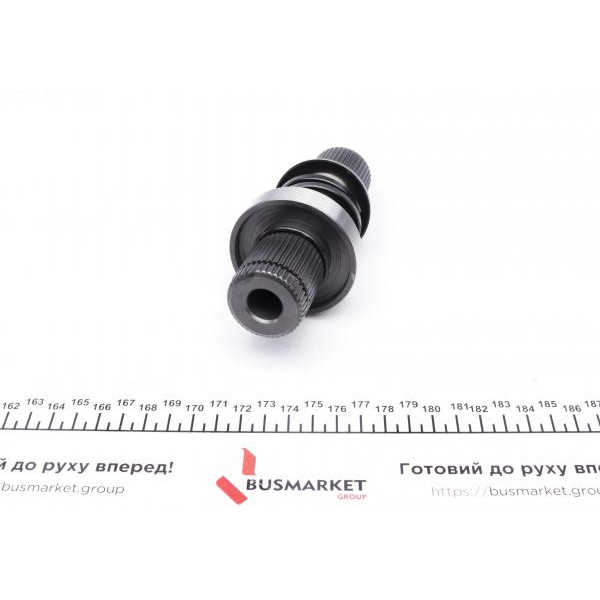261213 GSP Фланець півосі (+сальник) VW T5 2.0 TDI 11-15 (R) (42x42x135.5)