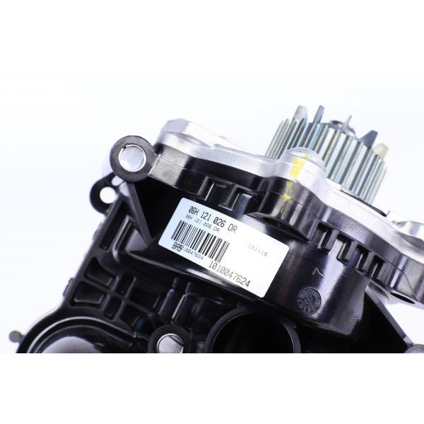 P682P HEPU Помпа води Audi A3-A8 1.8TFSI/2.0TFSI/Skoda Octavia 1.8TSI/2.0RS/VW Golf V/VI 2.0TSI 06- (пластик)