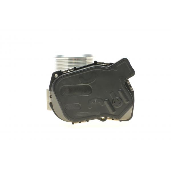 138563 HITACHI Заслінка дросельна Audi A3/4/5/6/7/8/Q5/TT/VW Passat/T5/Golf 1.8-2.0H 04- (HÜCO)
