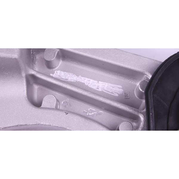 538B31 HUTCHINSON Подушка двигуна (L) Renault Master 2.3dci 10- (RWD)