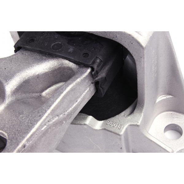 586656 HUTCHINSON Подушка двигуна (R) Renault Megane III/Scenic III 1.6dCi 11-