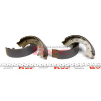 Колодки ручника MB Sprinter 509-519 06- (172x42) KAMPOL K784