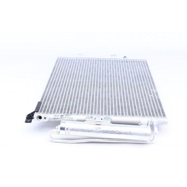 AC720000S MAHLE Радіатор кондиціонера Renault Clio 1.2-2.0 01-