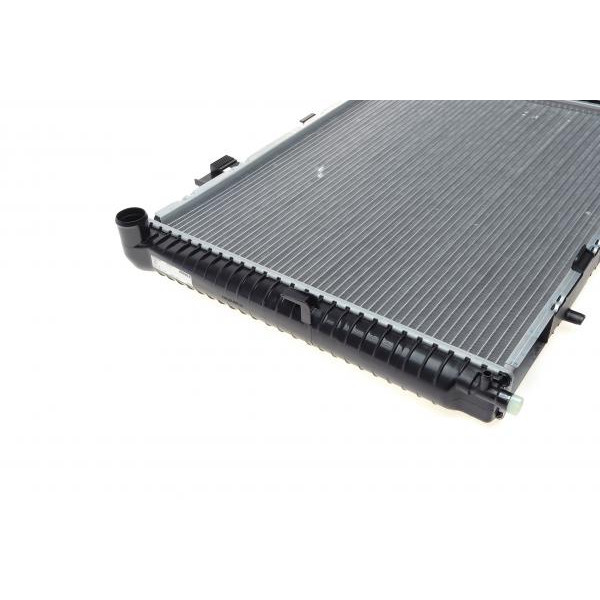 CR245000S MAHLE Радіатор охолодження MB E-class (W210) 4.2-5.0/3.0D 95-03