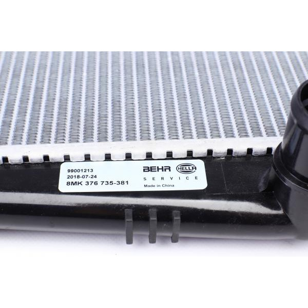 CR856000S MAHLE Радіатор охолодження Nissan Juke 1.6 10-