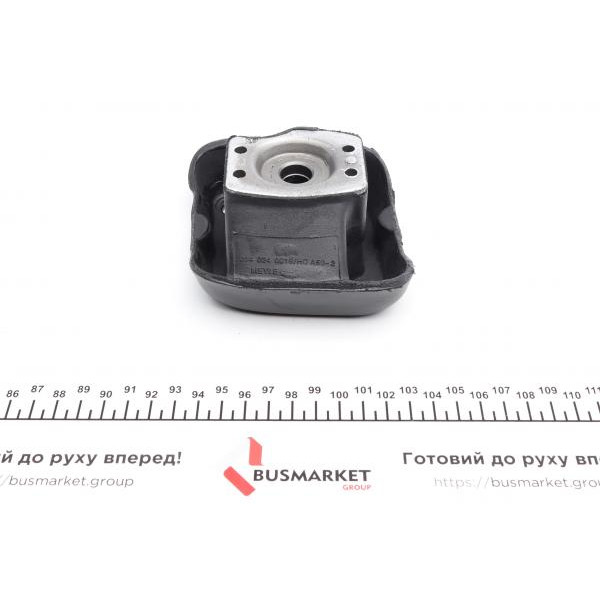 0140240018HD MEYLE Подушка двигуна (передня) (L) MB Kombi T-Model (S123)/S (W126) 2.0D-3.0 76-91