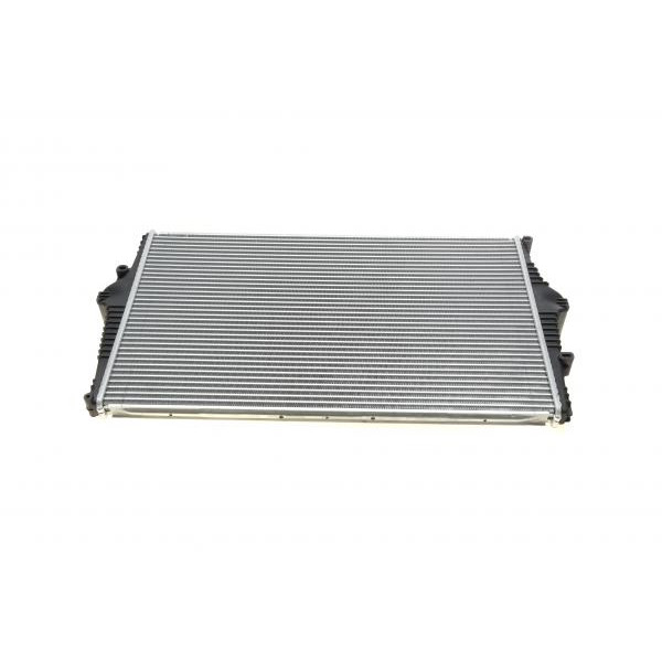 30249 NRF Радіатор інтеркулера Volvo S60/S80/V70 2.0T/2.5T/2.4D 01-10