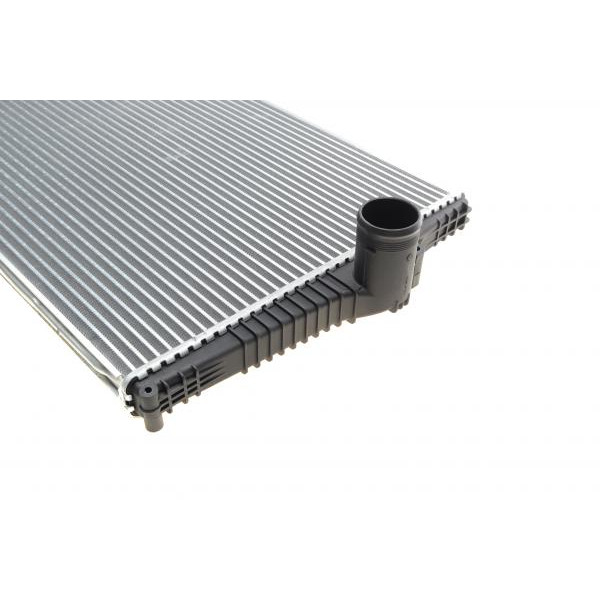 30249 NRF Радіатор інтеркулера Volvo S60/S80/V70 2.0T/2.5T/2.4D 01-10