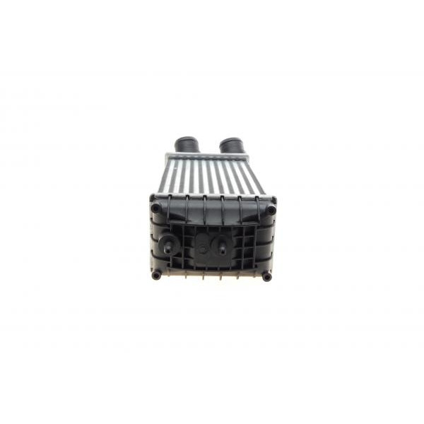 30278 NRF Радіатор інтеркулера Citroen Berlingo/Peugeot Partner 1.6 HDi 04-