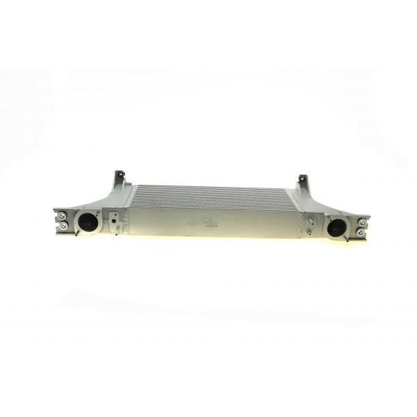 30928 NRF Радіатор інтеркулера Nissan Pathfinder/NP300 Navara 3.0dCi 10-