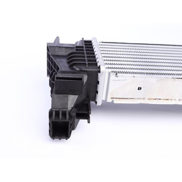 309383 NRF Радіатор інтеркулера MB Vito (W447) 1.6CDI 14-
