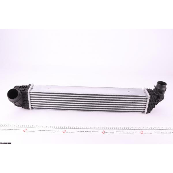 30967 NRF Радіатор інтеркулера Renault Scenic III 1.6 dCi 11-