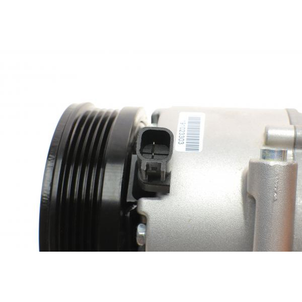 32415 NRF Компресор кондиціонера Ford Focus/C-Max/Kuga 1.4-2.5 04-/Volvo C30/S40/V50 1.6 05-12