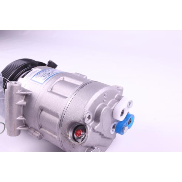 32424 NRF Компресор кондиціонера Renault Grand Scenic II/Megane II 1.9dCi/2.0 02-09