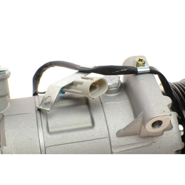 32426 NRF Компресор кондиціонера Opel Astra 02-/Meriva 05-10/Zafira 1.6/1.8 05-15