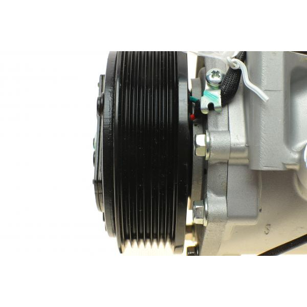 32726 NRF Компрессор кондиционера Honda Accord 2.0/2.4 03-08