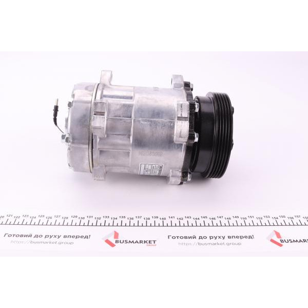 32971 NRF Компресор кондиціонера Renault Master 2.8 dCi 98-01