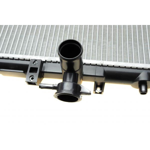 53581 NRF Радіатор охолодження Fiat Sedici/Suzuki SX4 1.5/1.6 06-