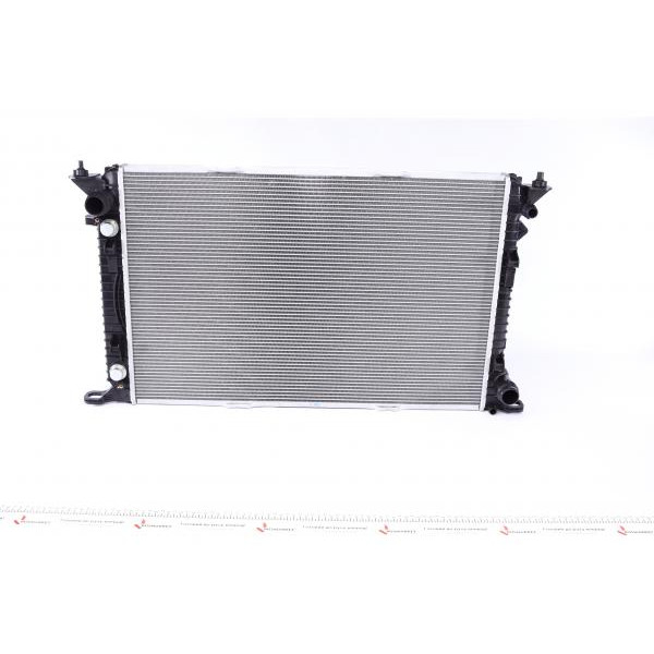 53719 NRF Радіатор охолодження Audi A4/A5/A6/A7/Q5 2.7-4.0 07-